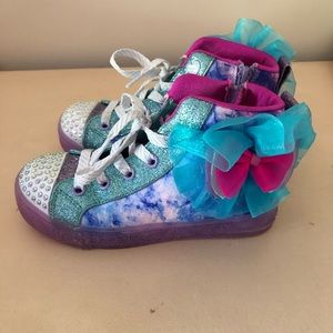 Skechers girls light up high tops size 12